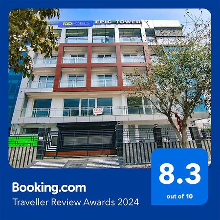 Fabhotel Satyam International Noida Kültér fotó