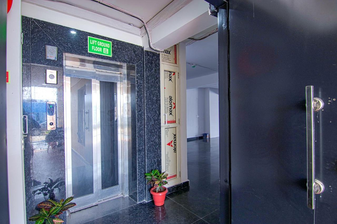 Fabhotel Satyam International Noida Kültér fotó