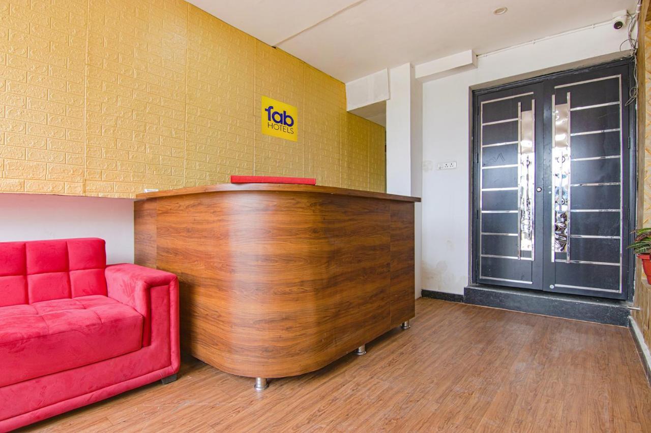 Fabhotel Satyam International Noida Kültér fotó