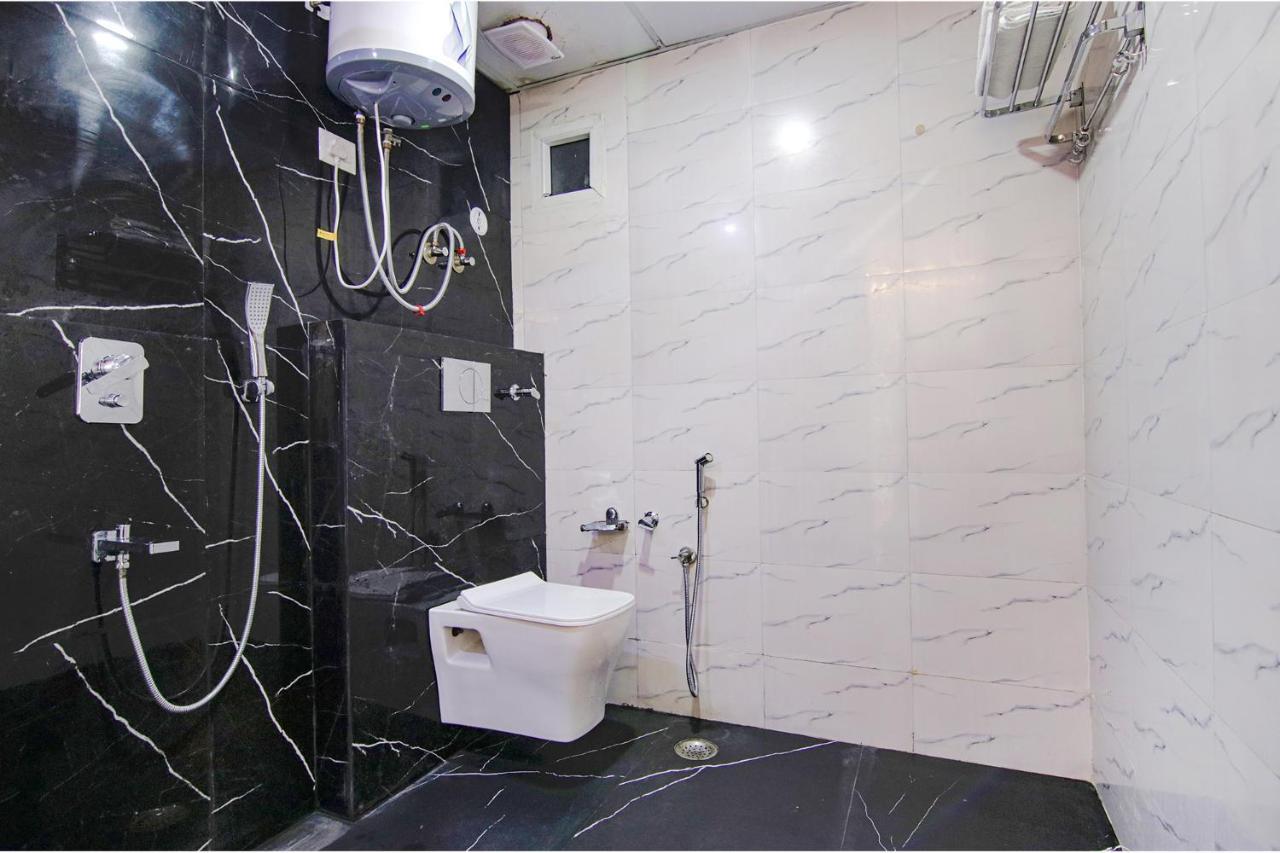 Fabhotel Satyam International Noida Kültér fotó