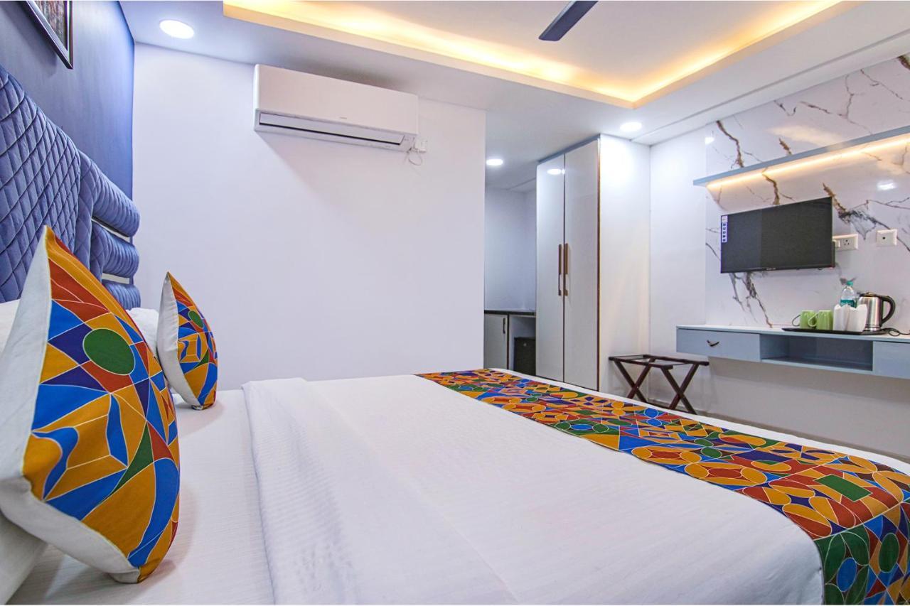 Fabhotel Satyam International Noida Kültér fotó