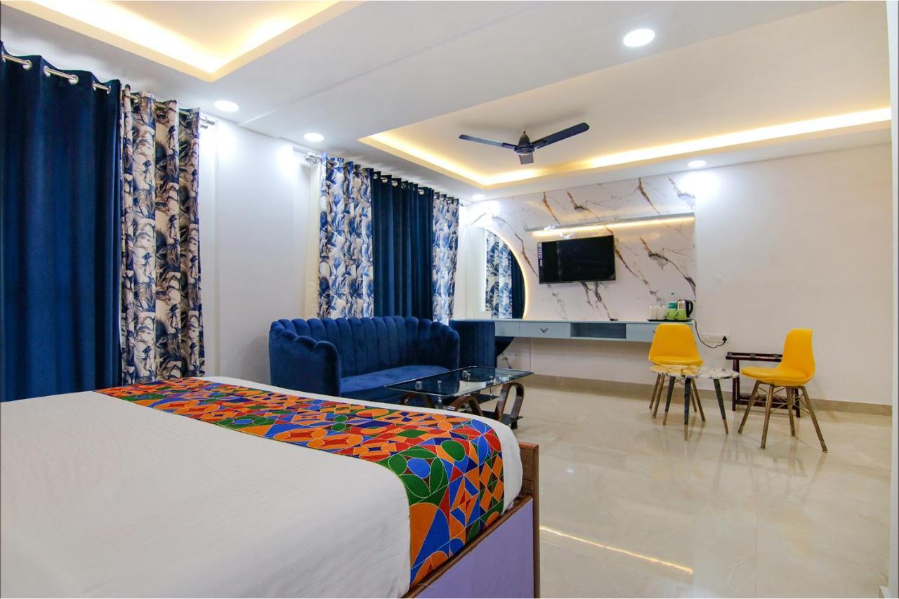 Fabhotel Satyam International Noida Kültér fotó