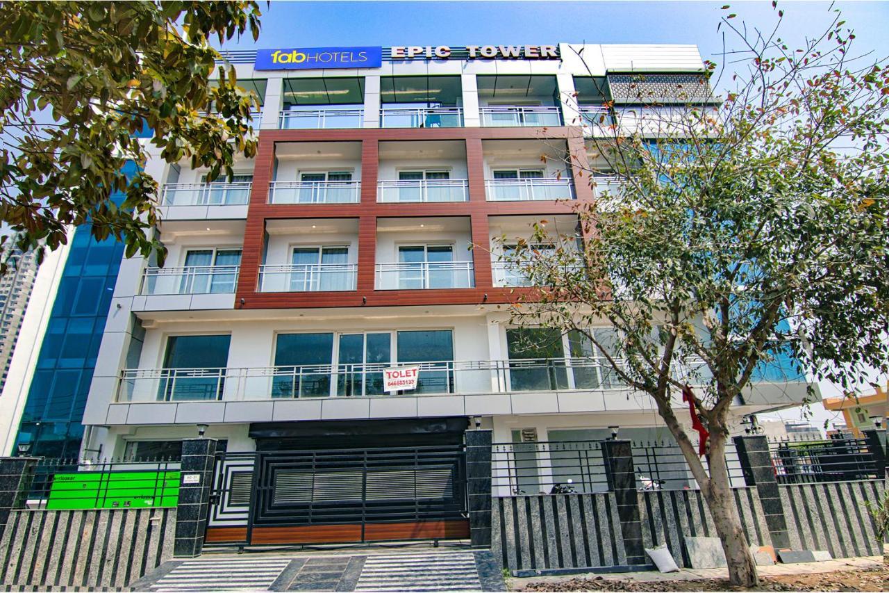 Fabhotel Satyam International Noida Kültér fotó