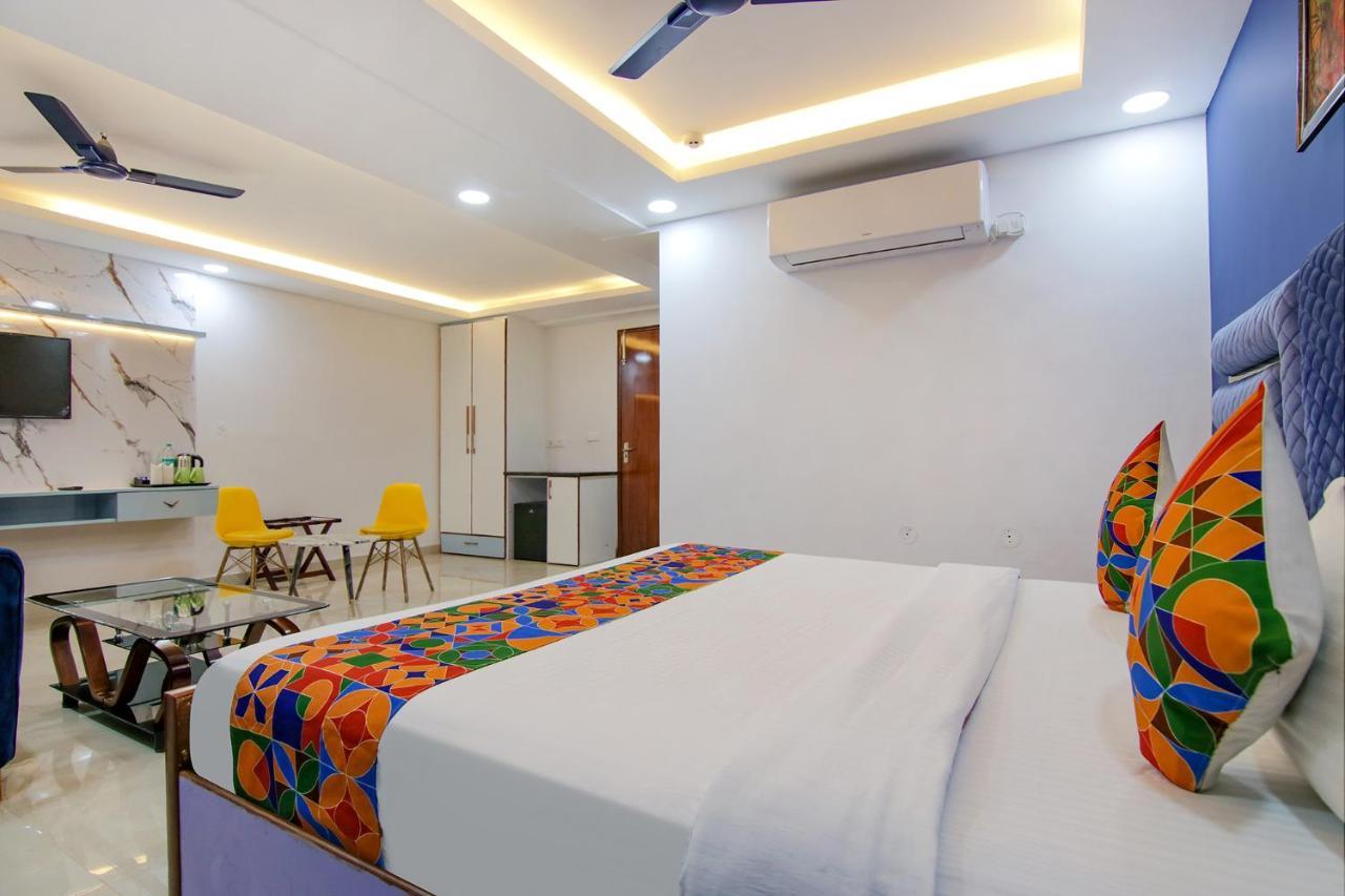 Fabhotel Satyam International Noida Kültér fotó